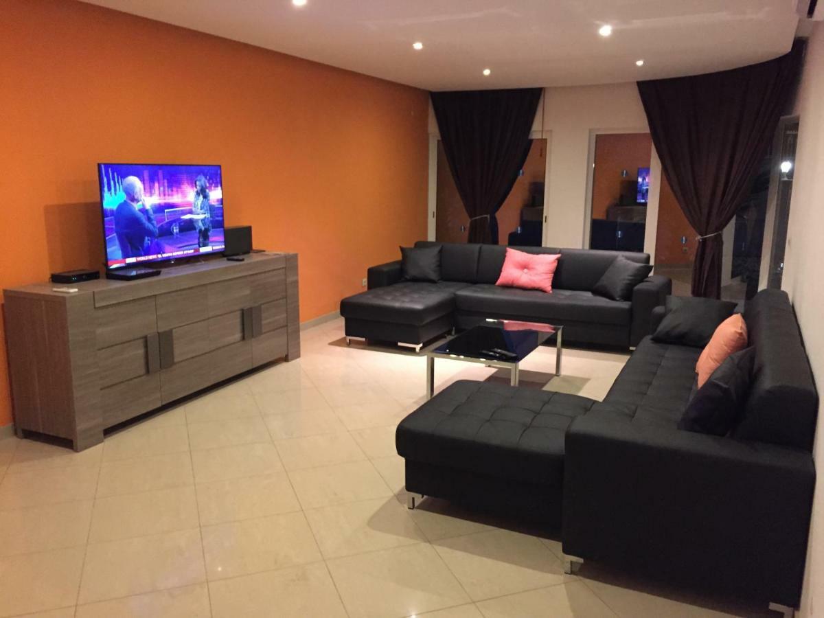 Full Private 300Sqm Villa Jacuzzi Heated Pool Ideal & Quiet Location アルブフェイラ エクステリア 写真